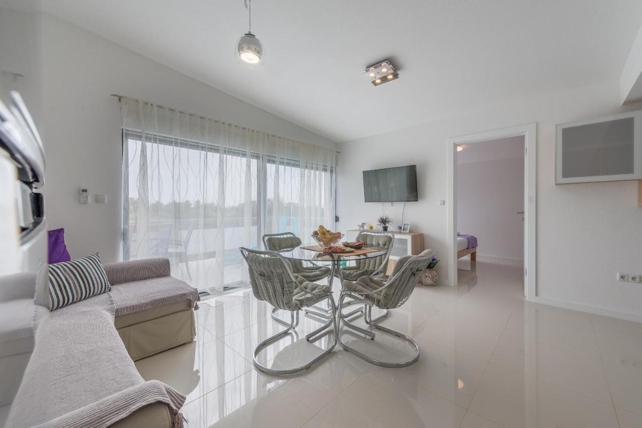 Windrose Apartments ヴィル エクステリア 写真