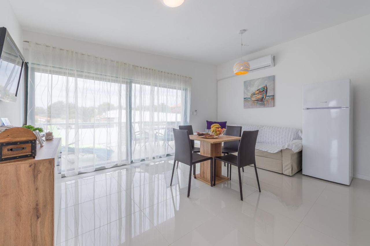 Windrose Apartments ヴィル エクステリア 写真